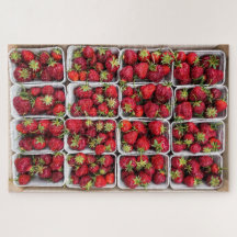 Fresas en el mercado de granjeros en contenedores