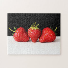 Puzzle Fresas en negro sobre blanco 11x14 252pc jpa