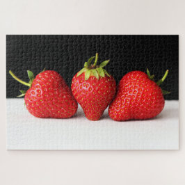 Puzzle Fresas en negro sobre blanco 20x30 1014pc jpm