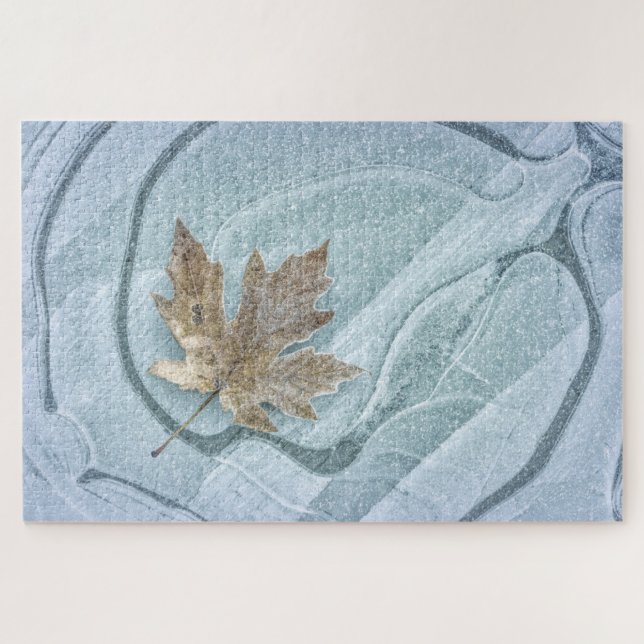 Puzzle Frosty Maple Leaf Frozen en hielo (Horizontal)