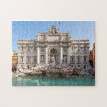 Fuente de Trevi al amanecer - Roma, Italia