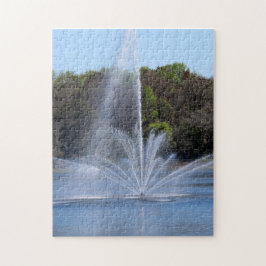 Puzzle Fuente en un lago