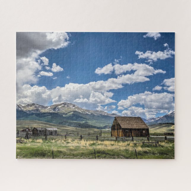 Puzzle Granjas | Granja por debajo de las montañas de Col (Horizontal)