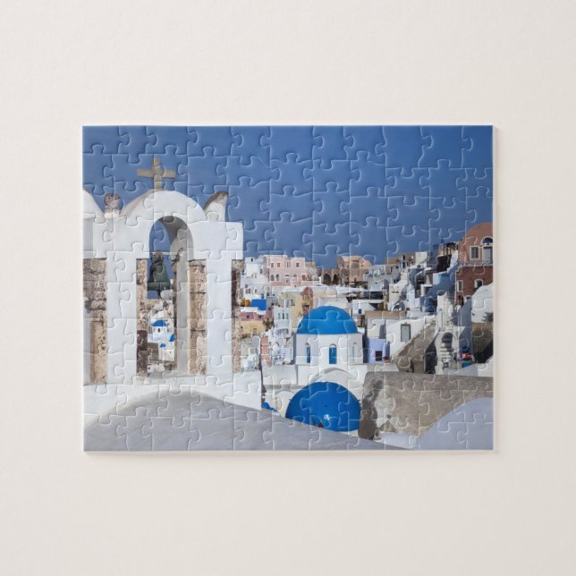 Puzzle Grecia, Santorini. Campanario y cúpulas azules de  (Horizontal)