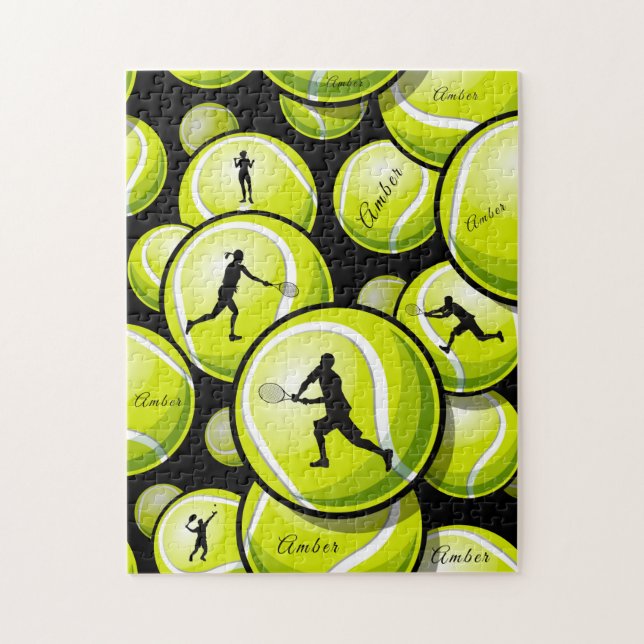 Puzzle Green Tennis Balls & Players Pattern Añadir nombre (Vertical)