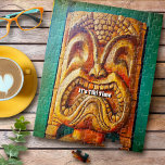 Puzzle Guay Tiki Time Fun Retro Vintage Hawaii Tropical<br><div class="desc">En algún lugar del mundo siempre es "tiempo tiki" y sabes lo que eso significa. Rodearse de buenas vibraciones cada vez que trabajar en este lindo, divertido, fresco, feroz, retro rompecabezas de tiki de madera de estilo hawaiano. Incluso puede reemplazar el texto en el campo de plantilla para personalizar con...</div>
