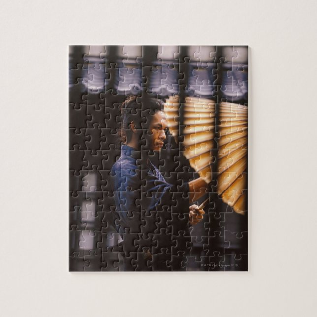 Puzzle Guerrero de Samurai guardando un paraguas (Vertical)