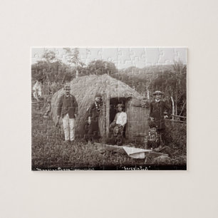 Puzzle Haciendo Tappa, un paño nativo, c.1875 (foto de l