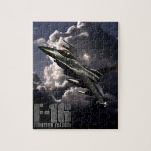 Puzzle Halcón que lucha F-16