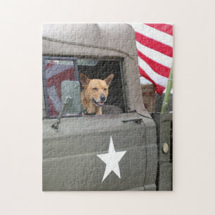Puzzle Harvey en su Jeep