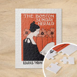 Puzzle Herald Domingo de Boston<br><div class="desc">The Boston Sunday Herald, damas lo quieren el 24 de febrero (1890-1920) | Este ilustracion vintage del The Boston Sunday Herald del 24 de febrero, que presenta una obra de Ethel Reed, presenta una impresionante imagen de una mujer con un vestido negro, elegantemente posada en un fondo de audaces amapolas...</div>