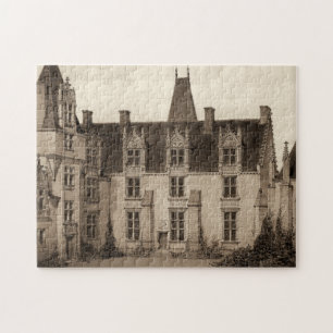 Puzzle Hermoso castillo francés en tonos sepia