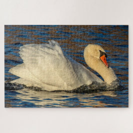Puzzle Hermoso cisne y agua azul