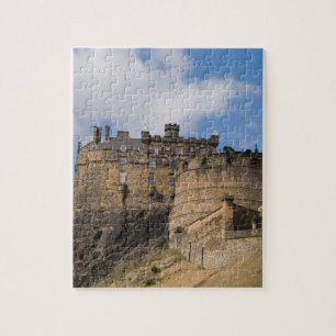 Puzzle Hermoso famoso gigante Castillo de Edimburgo en
