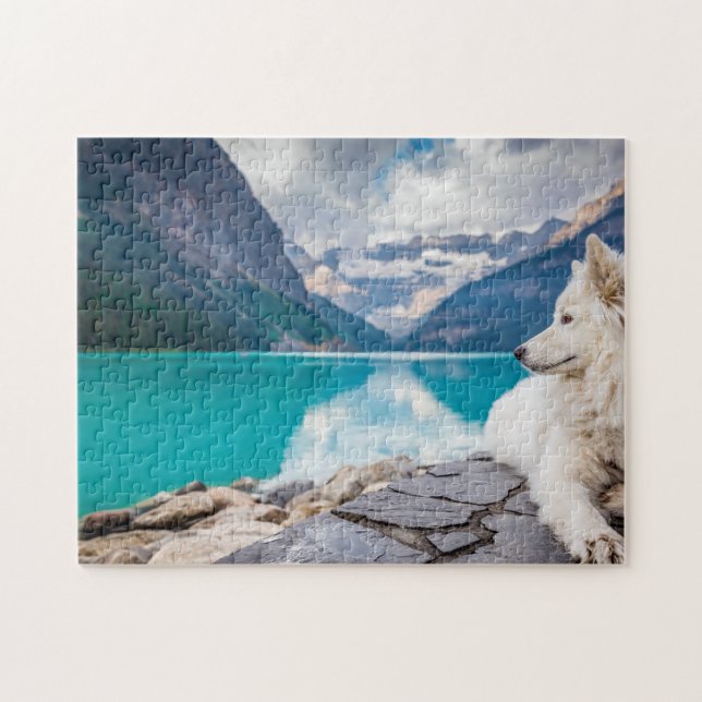 Puzzle Hermoso lago de Perro Blanco Louise Canadá Viaje (Horizontal)
