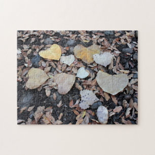 Puzzle Hojas de amor formadas por el corazón