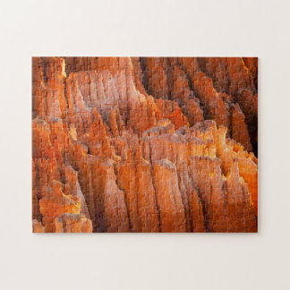 Puzzle Hoodoos de la roca en luz de la mañana
