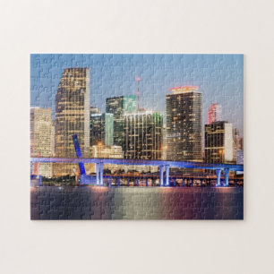 Puzzle Horizonte iluminado de Miami céntrica en la