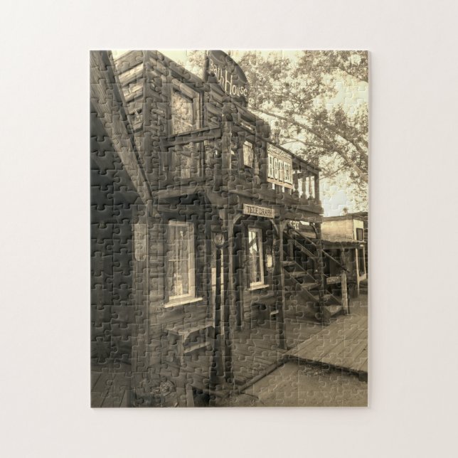 Puzzle Hotel Occidental en Pioneer Town California (Vertical)