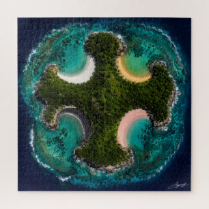 Puzzle Isla en forma de cruz, calas multicolores vista sa