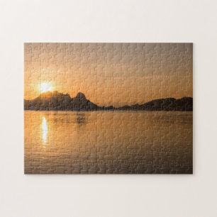 Puzzle Isla Komodo al atardecer