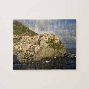 Puzzle Italia, Cinque Terre, Manarola. Pueblo en el acant
