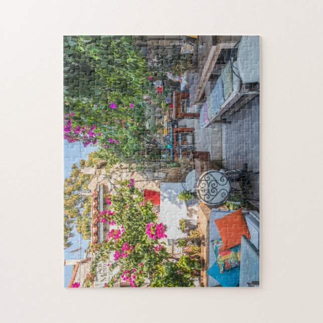 Puzzle Jardín de un restaurante en Alacati, Izmir, Turquí (Vertical)