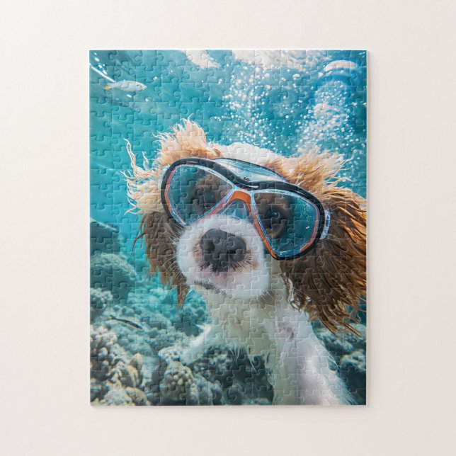 Puzzle King Charles Cocker Spaniel conduciendo en el océa (Vertical)