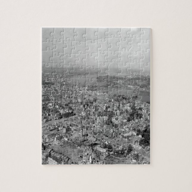 Puzzle La catedral de Colonia coloca imagen undamaged_War (Vertical)