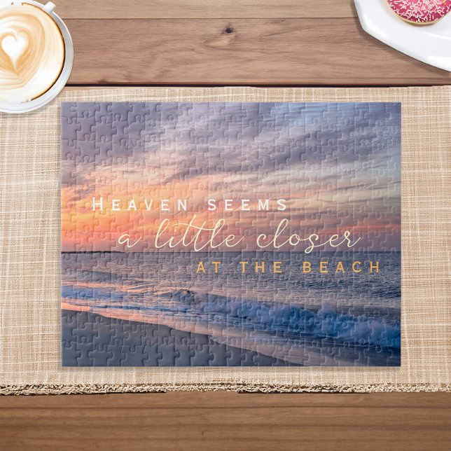 Puzzle La cita inspiradora del cielo parece más cercana e (Inspirational Quote Heaven Seems Closer At Beach Jigsaw Puzzle)