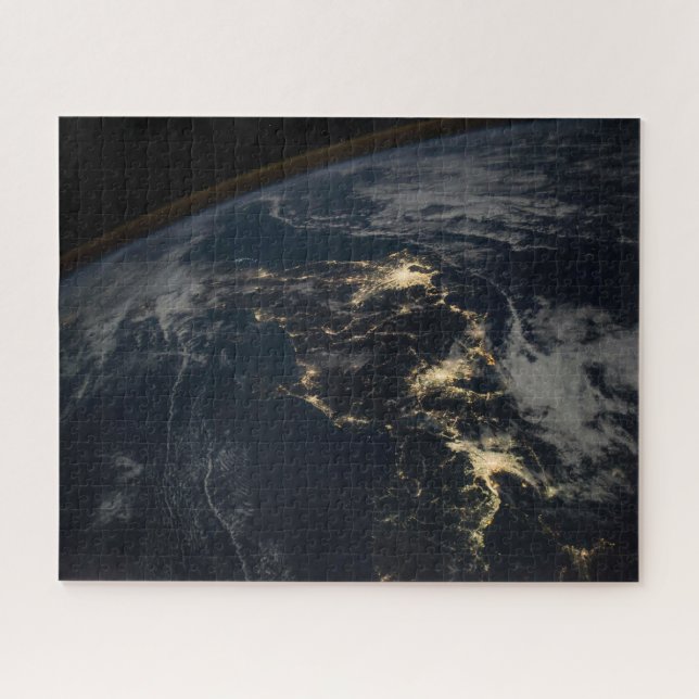 Puzzle La Ciudad Se Ilumina Por La Noche En Japón. (Horizontal)