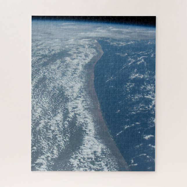 Puzzle La Costa Del Océano Índico De Kenia Y Somalia. (Vertical)