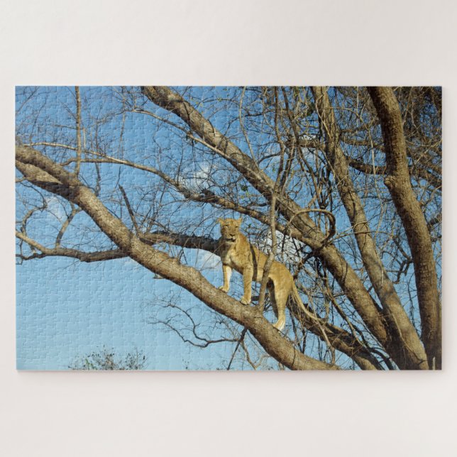 Puzzle La leona en un árbol (Horizontal)