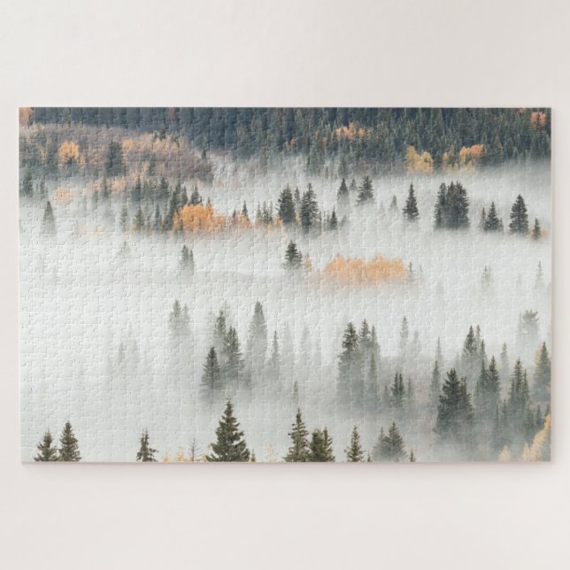Puzzle La niebla subterránea del amanecer cubre el bosque (Horizontal)