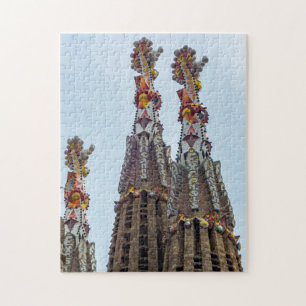 Puzzle La Sagrada Familia de Barcelona camina sobre el ro