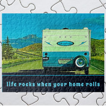 La vida rota cuando tu hogar gira el Camper Vintag