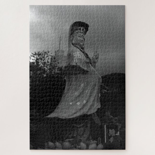 Puzzle La vieja estatua de Hong Kong repugna la bahía de  (Vertical)