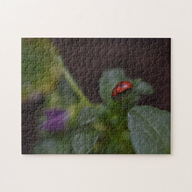 Puzzle Ladybug en Flores (Horizontal)