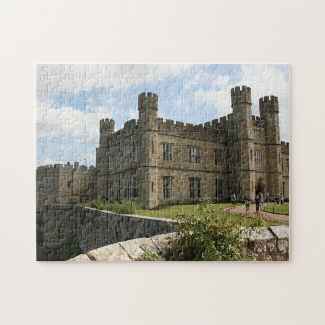 Puzzle Leeds Castle. (Horizontal)