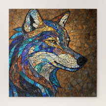 Lobo con vibrantes piezas de vidrio colorido
