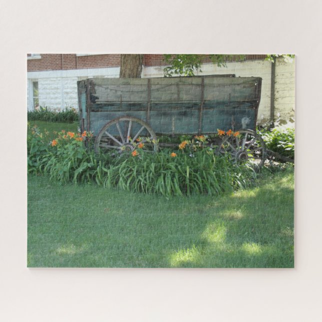 Puzzle Los lirios de tigre y un viejo vagón de granjas (Horizontal)