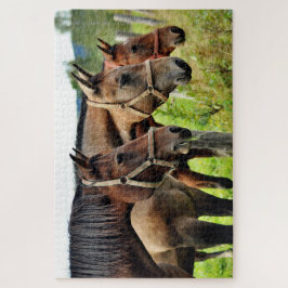 Puzzle Los tres amigos que miran a los caballos