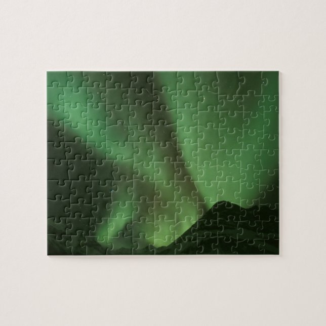 Puzzle Luces boreales, Aurora borealis al pie de las mont (Horizontal)