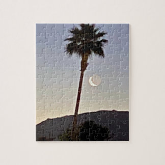 Puzzle Luna Plateada 🌙 Bajo El Árbol De Palma 🌴