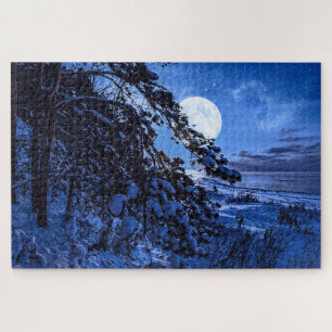 Puzzle Luna sobre un árbol de abetos nevado y la costa de