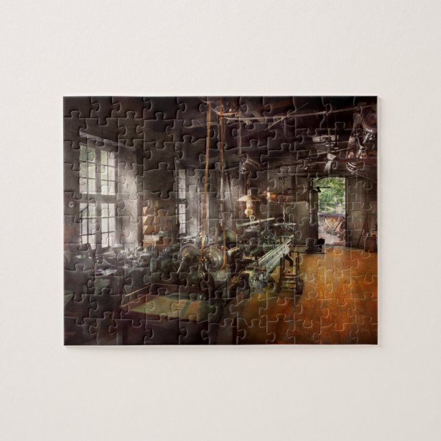 Puzzle Machinist - Lathe - Un largo lathe (Horizontal)