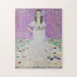 Puzzle Mada Primavesi por Gustav Klimt<br><div class="desc">Famoso retrato de Mada Primavesi por Gustav Klimt. Este cuadro muestra a un chica vestido de blanco con flores delante de un fondo violeta. Colores encantadores en esta obra de arte.</div>