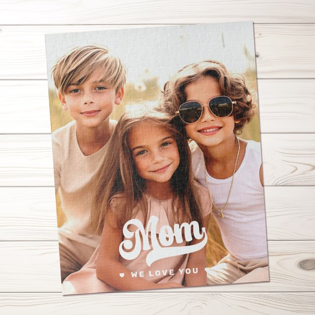 Puzzle Mamá, te amamos el Día de la Madre de textos en bl (Mom we love you photo hearts white text mothers day jigsaw puzzle)