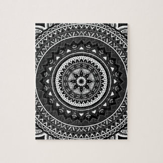Puzzle Mandala blanco y negro