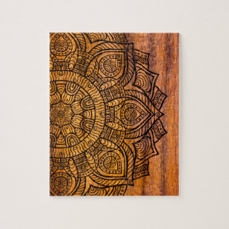 Puzzle Mandala en la madera